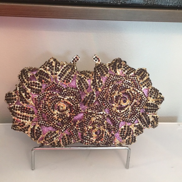 Handbags - Clutch